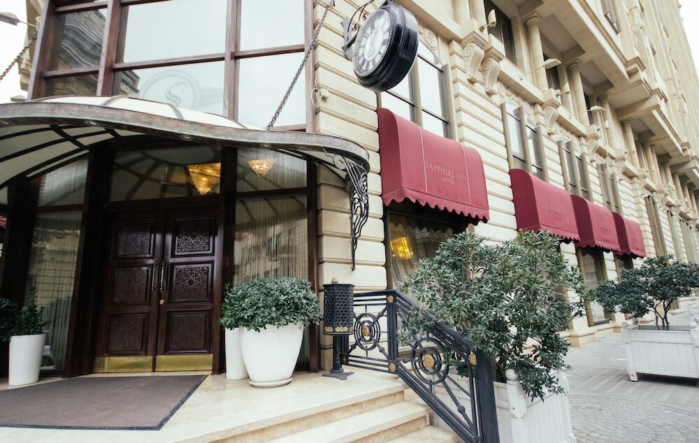 Фото Sapphire Inn Hotel