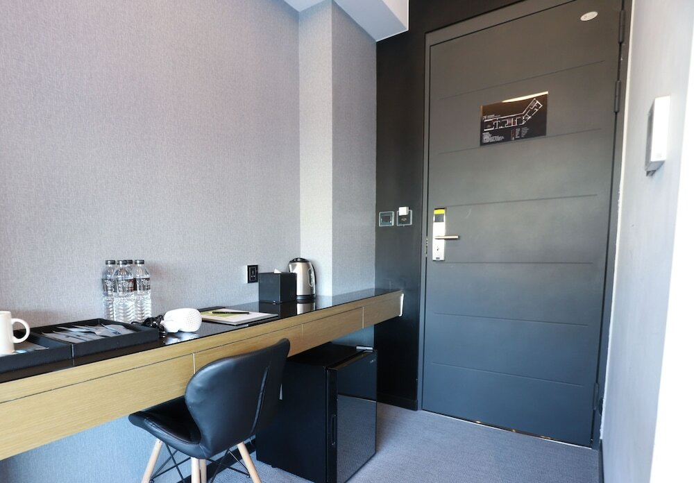 Фото Slow Town Hotel - Glowing