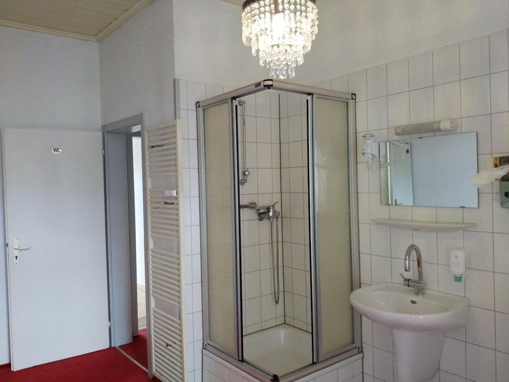 Фото Wasserturm Hotel