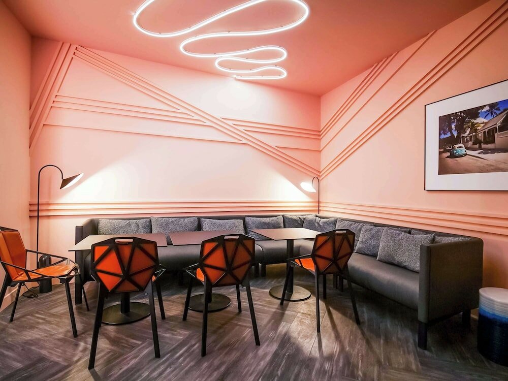 Фото Tribe Paris Batignolles