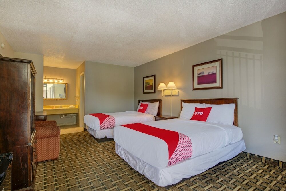 Фото Oyo Hotel Douglas Ga Us 441