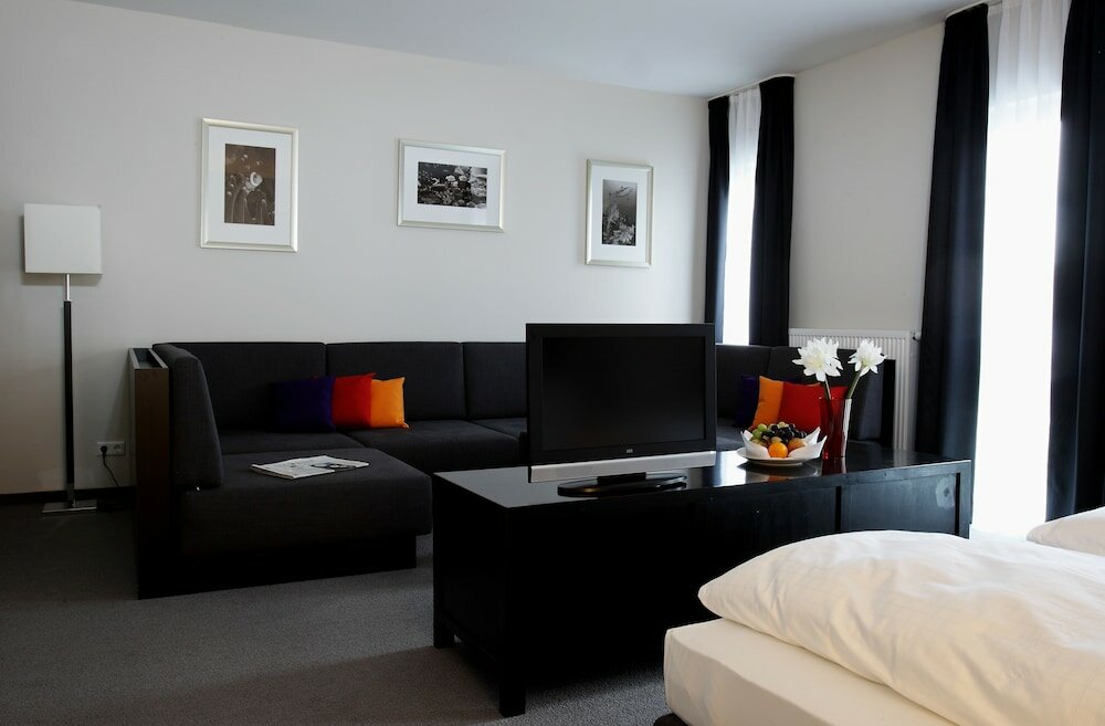 Фото Friendly City Hotel Oktopus