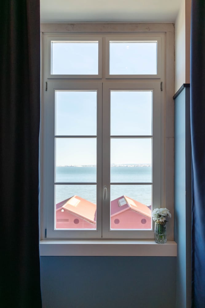 Фото The Editory Riverside Santa Apolonia