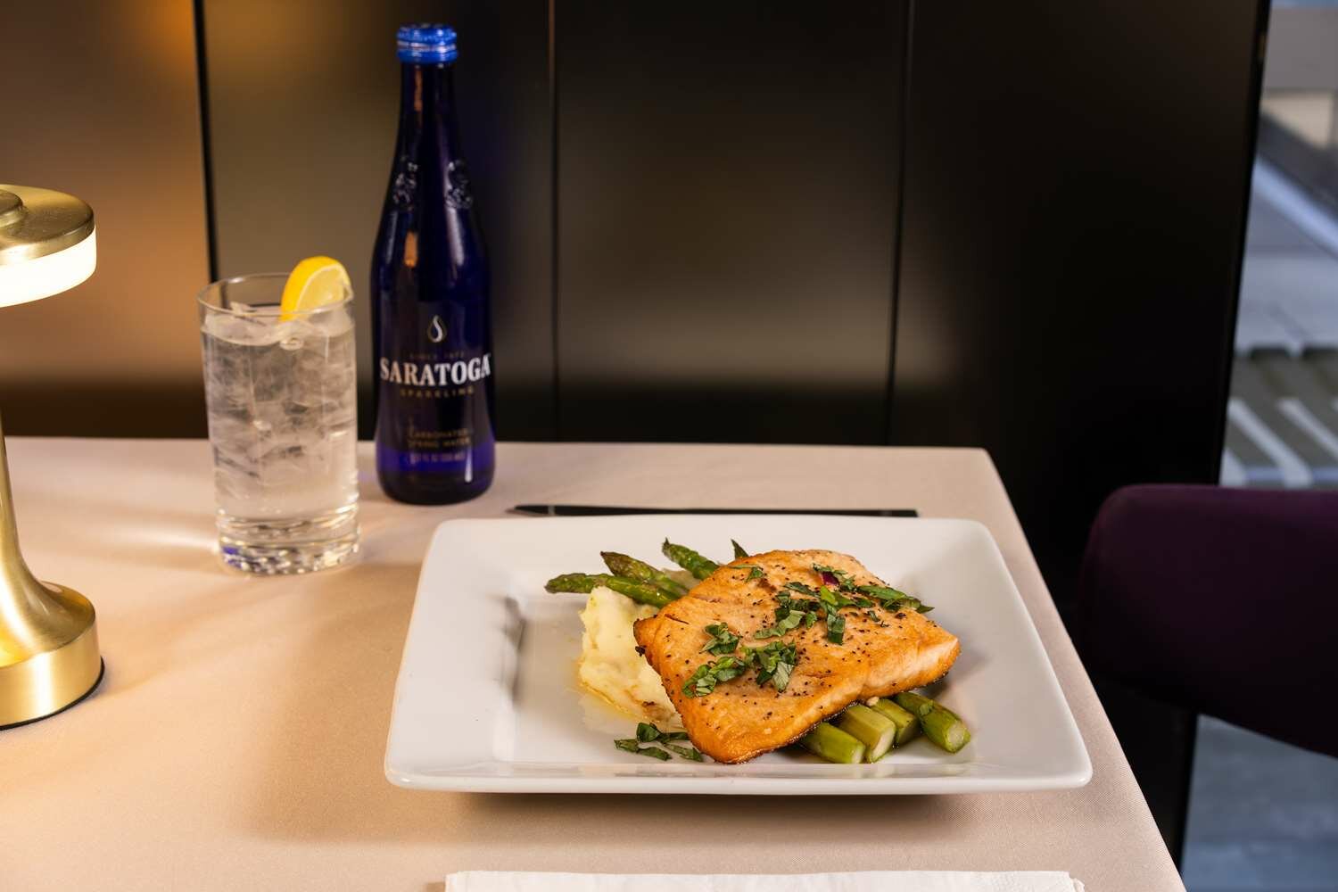 Фото Embassy Suites by Hilton New York Manhattan Times Square