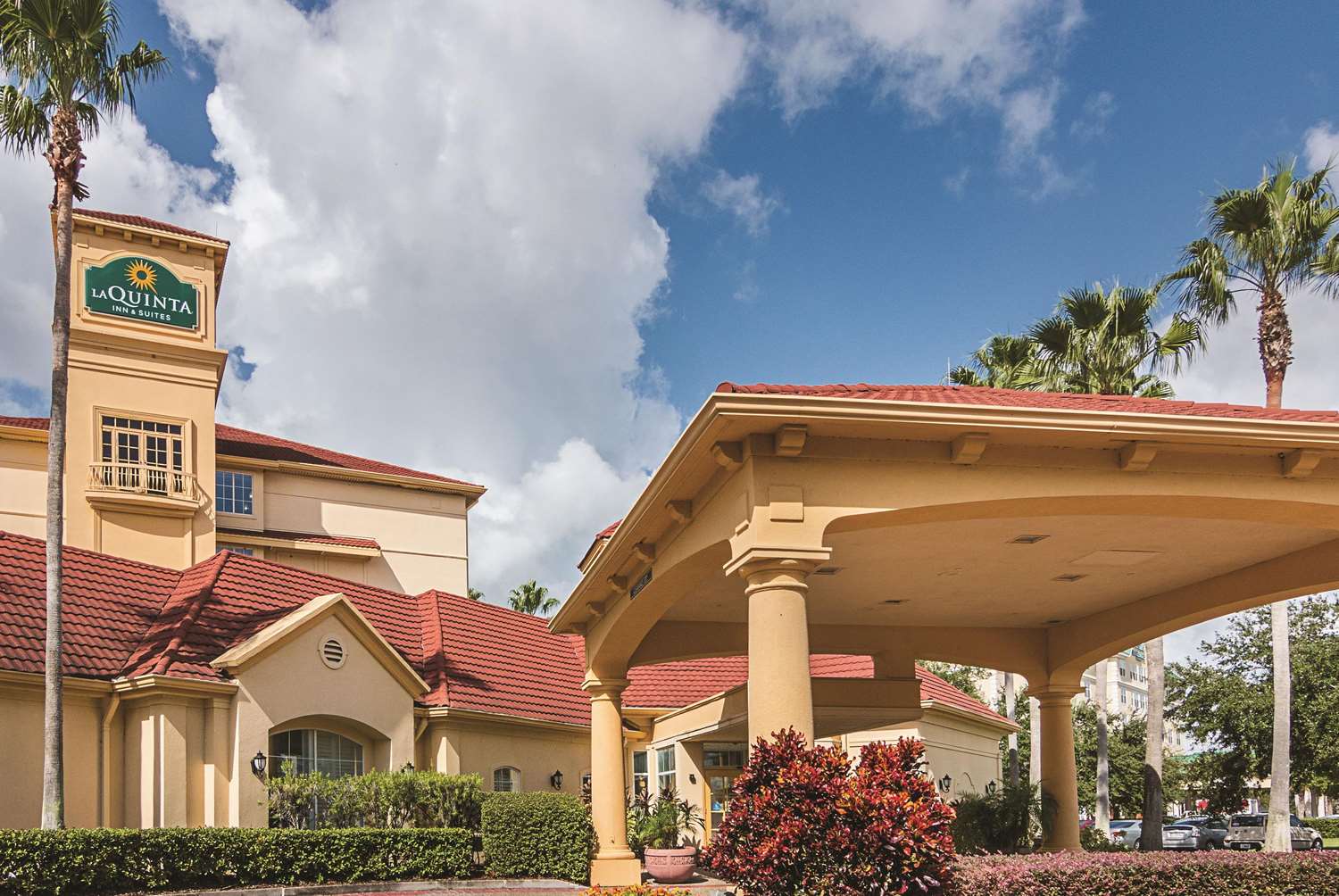 Фото La Quinta Inn & Suites by Wyndham Orlando Airport North