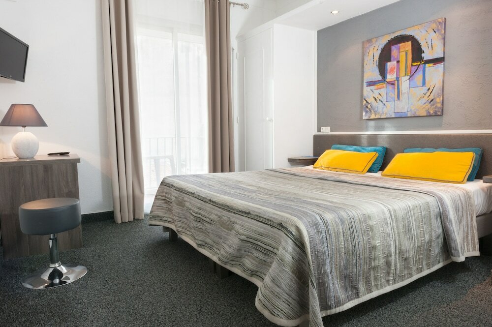 Фото Hôtel Le Chardon Bleu