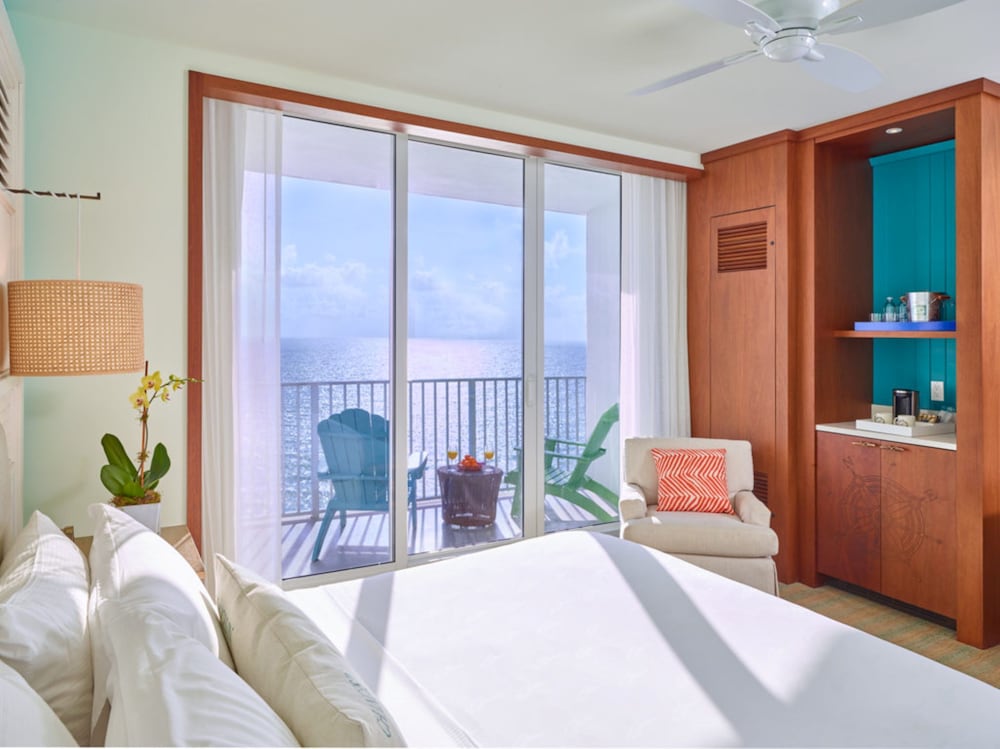 Фото Margaritaville Hollywood Beach Resort