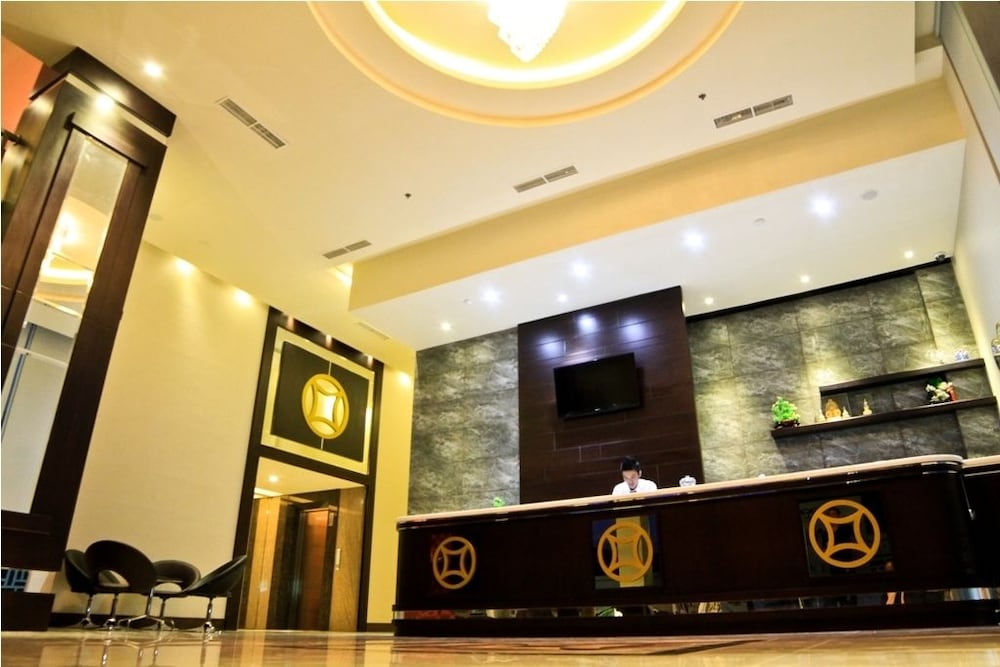Фото Continent Centrepoint Hotel Makassar