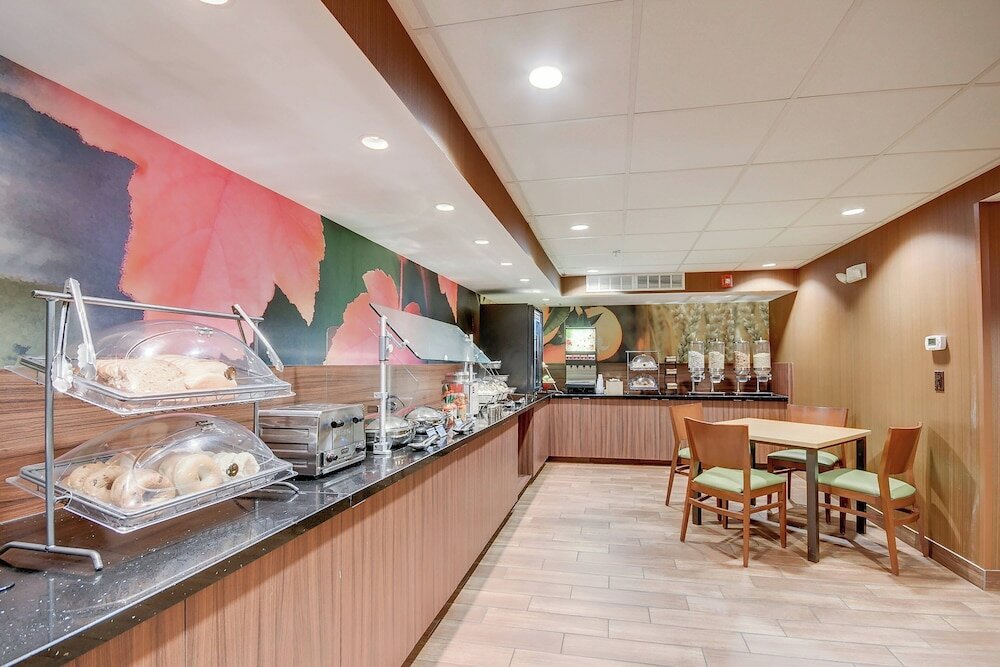 Фото Fairfield Inn by Marriott Boston Woburn-Burlington