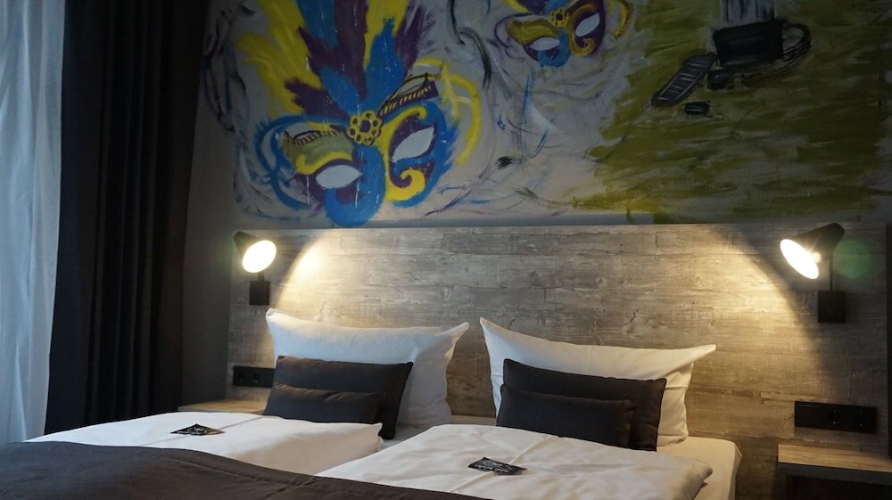 Фото Urban Home Hotel