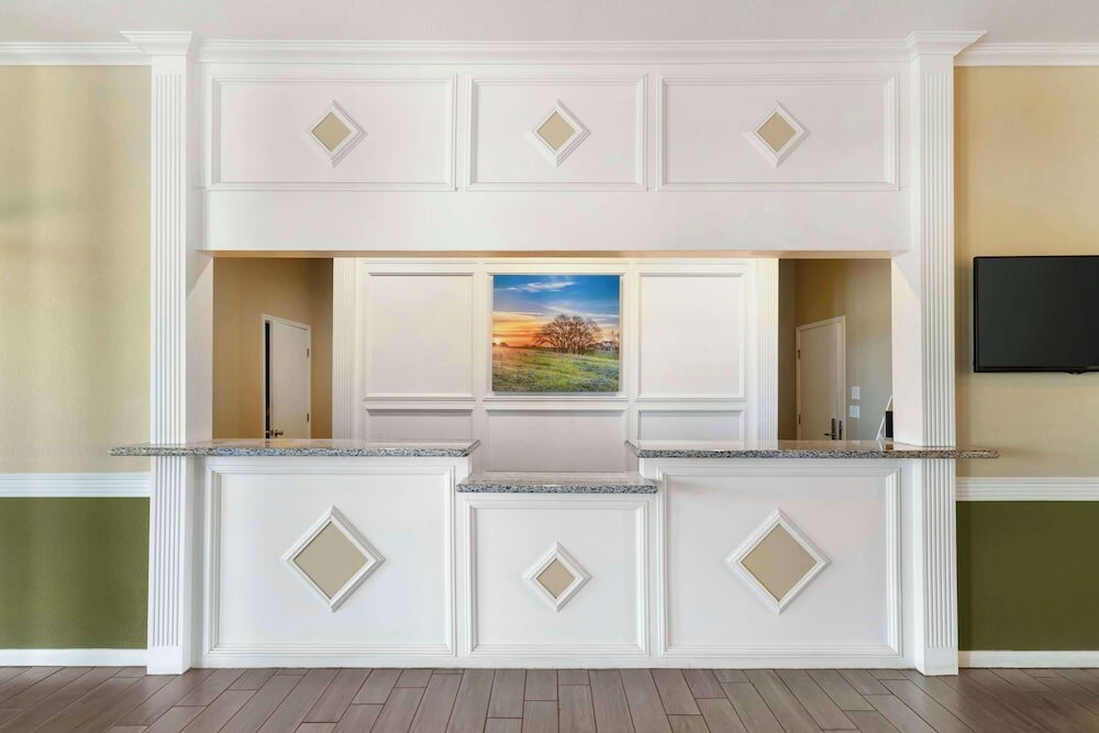 Фото Best Western Hebbronville Inn