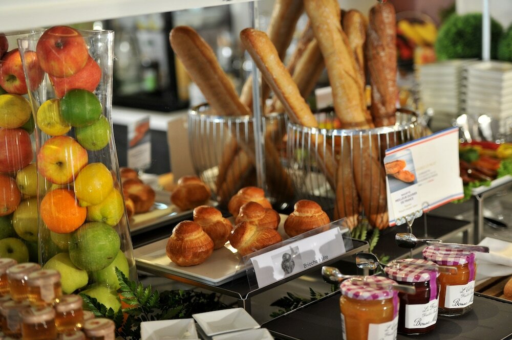 Фото Mercure Paris Opéra Faubourg Montmartre