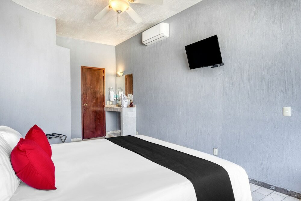Фото Hotel Guadalajara Express