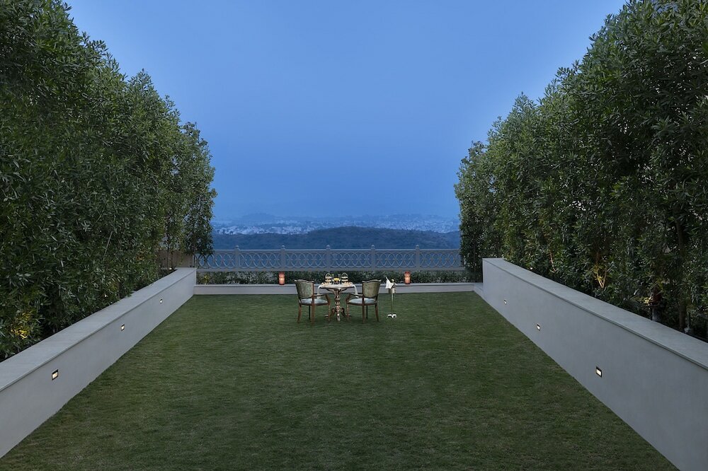 Фото Aurika, Udaipur - Luxury by Lemon Tree Hotels