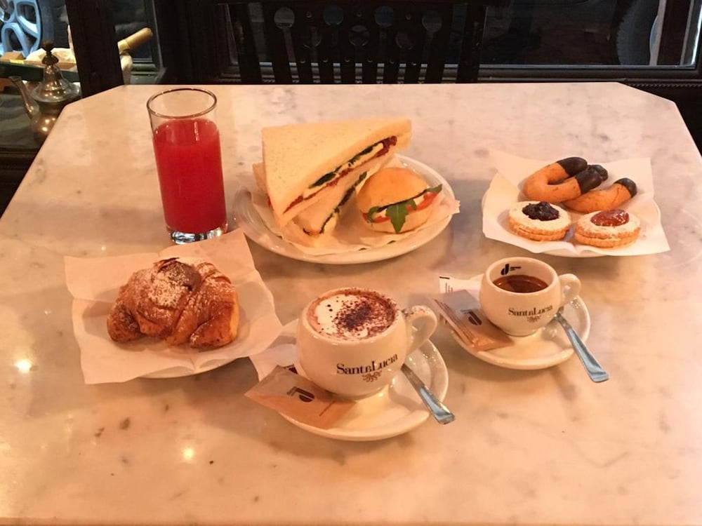 Фото Luxury Rooms