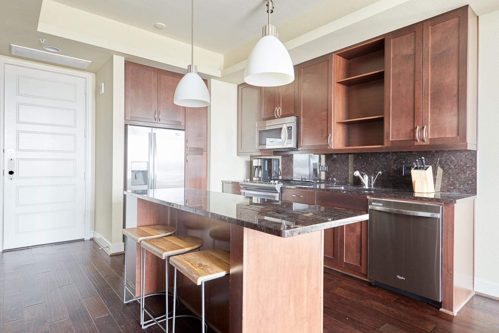 Фото Sonder at The Catherine