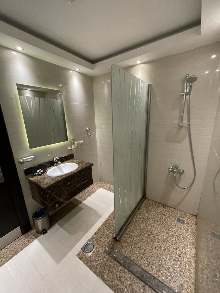 Фото Makarem Residence - Hotel Apartment