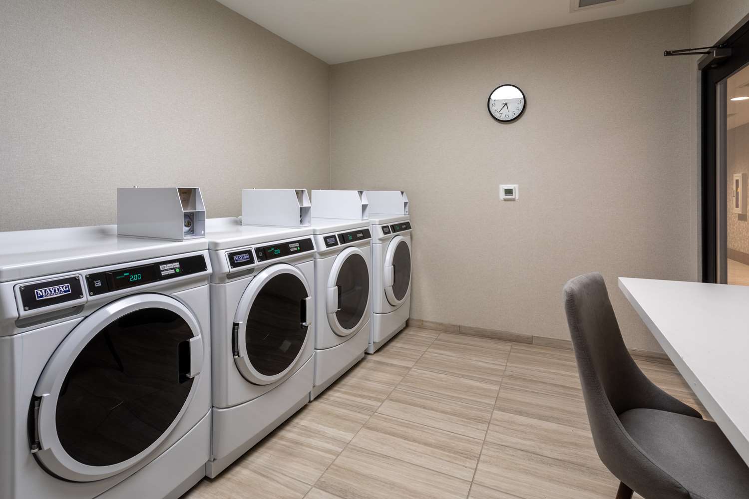 Фото Hilton Garden Inn Albuquerque Downtown