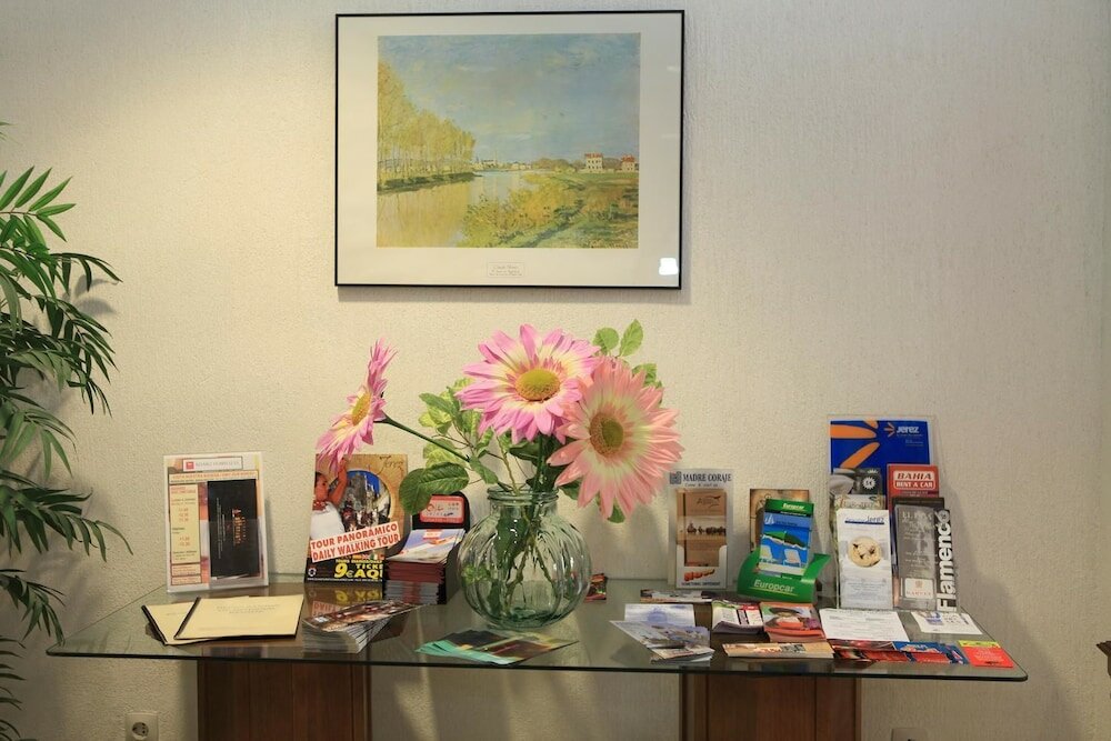 Фото Hotel El Coloso