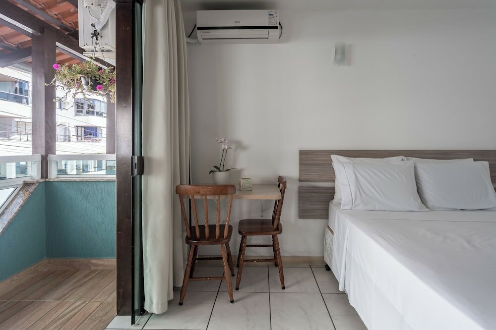 Фото Pousada Enseada dos Golfinhos