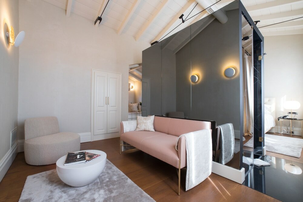 Фото Castellano Hotel & Suites