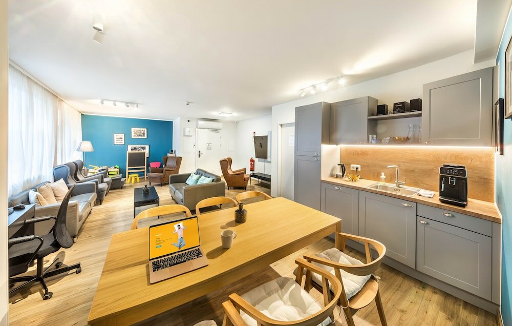 Фото Jimmy's Apartments Lory