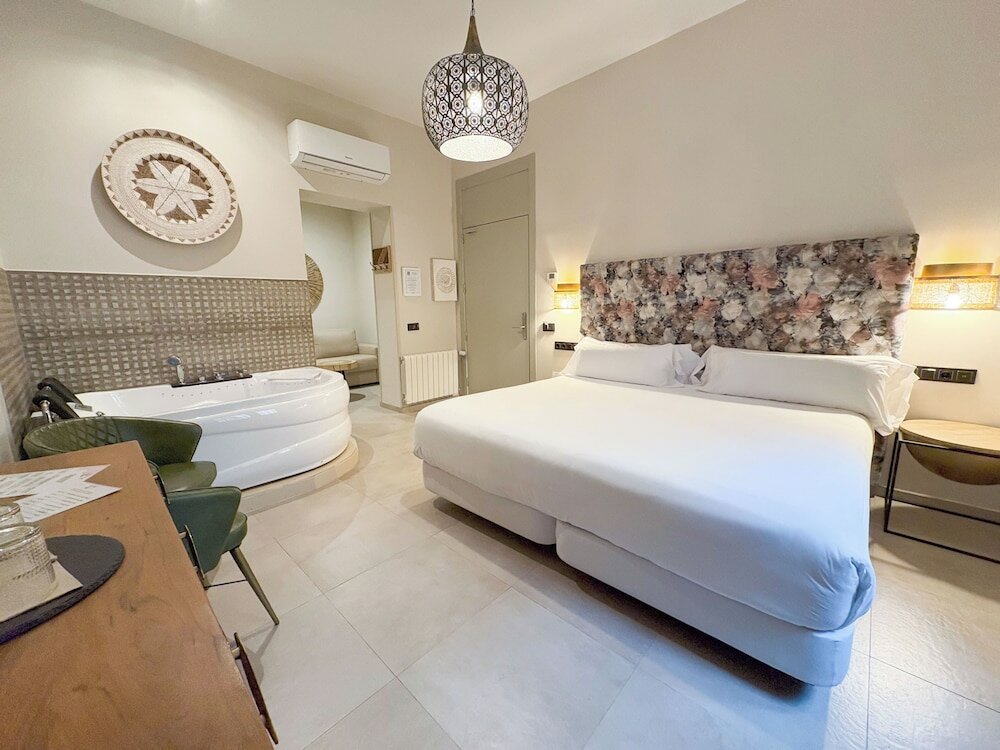 Фото Hotel Boutique Adealba Badajoz