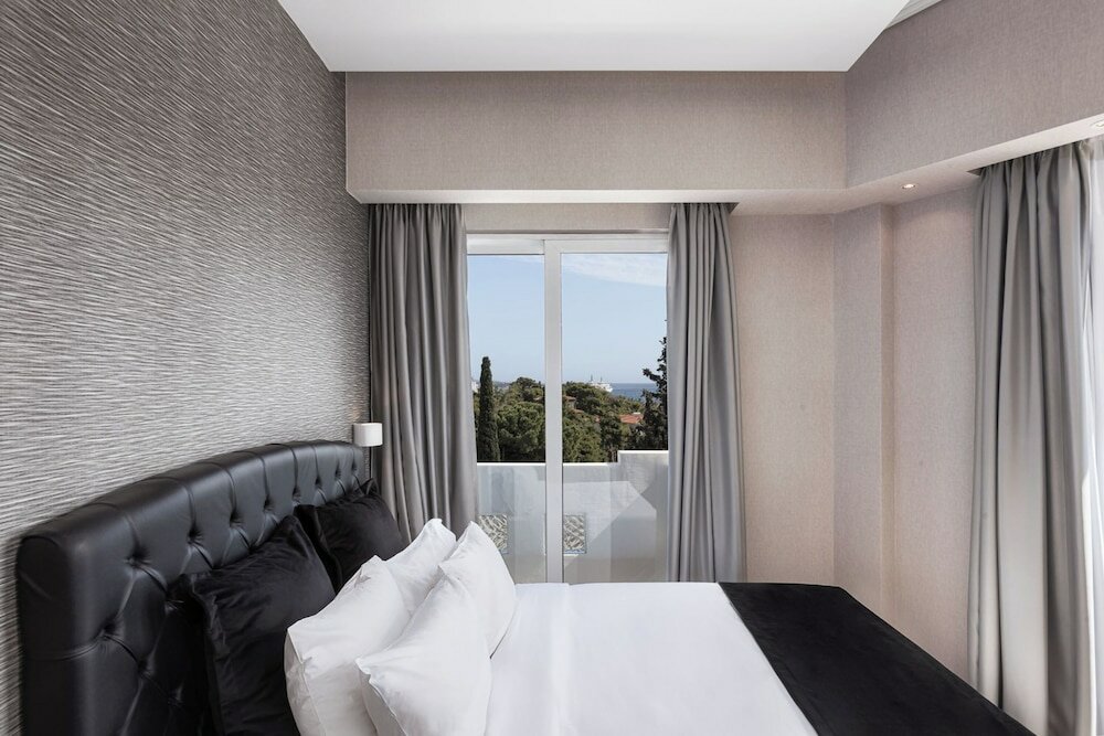 Фото Kreoli Hotel