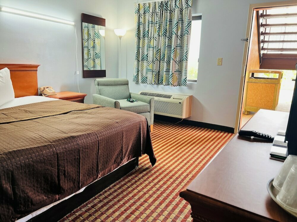 Hotel Value Stays by Oyo I-64, Commonwealth of Kentucky, photo