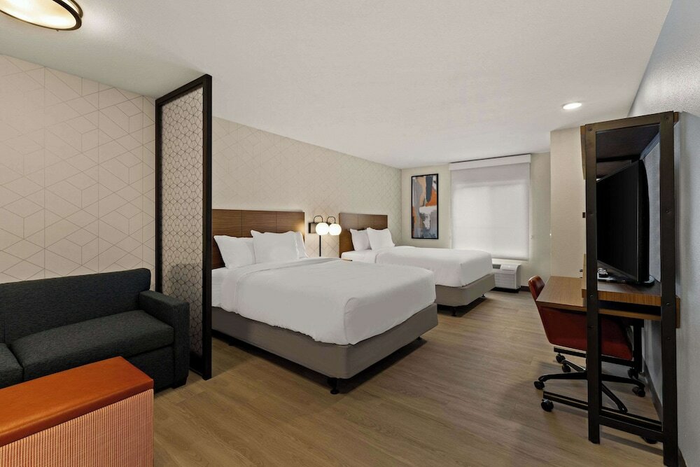 Фото отеля 2