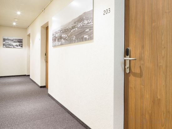 Фото Hotel Wartmann am Bahnhof