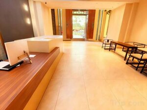 Xianhotel (No. 109, Shangbian Village, Huancheng North 2nd Road), hotel