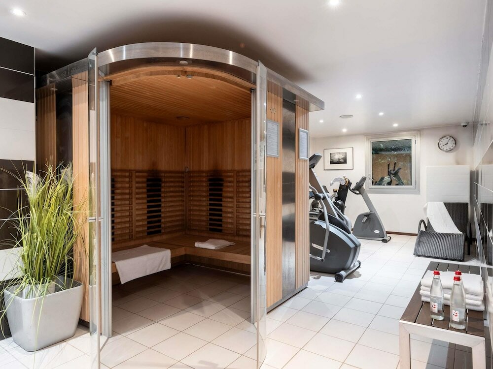 Фото Hôtel Mercure Rouen Centre Champ de Mars