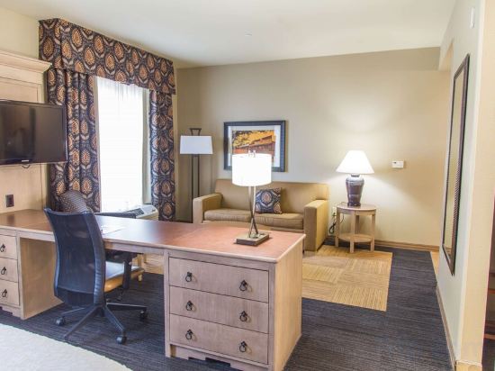 Фото Hampton Inn & Suites Dodge City