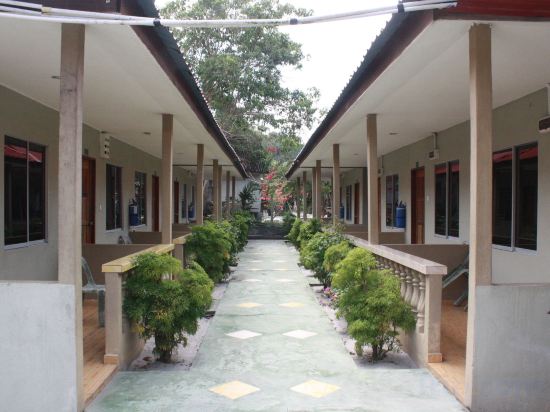 Фото Purnama Beach Resort