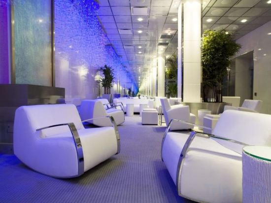 Фото Oyo Times Square