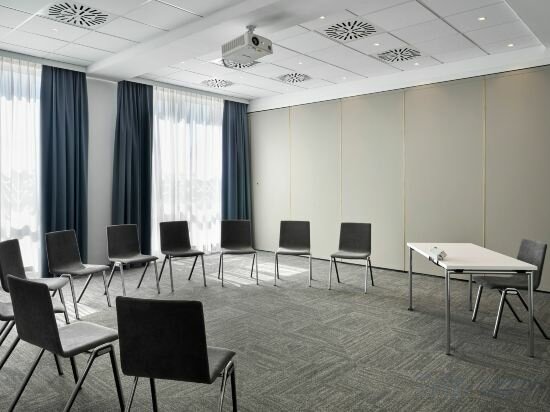 Фото Ghotel hotel & living Göttingen