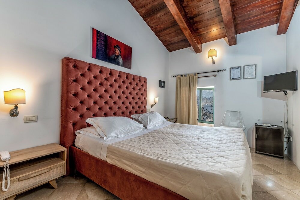 Фото Hotel Rione Antico La Terra
