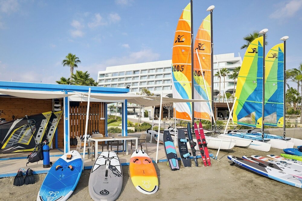 Фото Parklane, a Luxury Collection Resort & SPA, Limassol