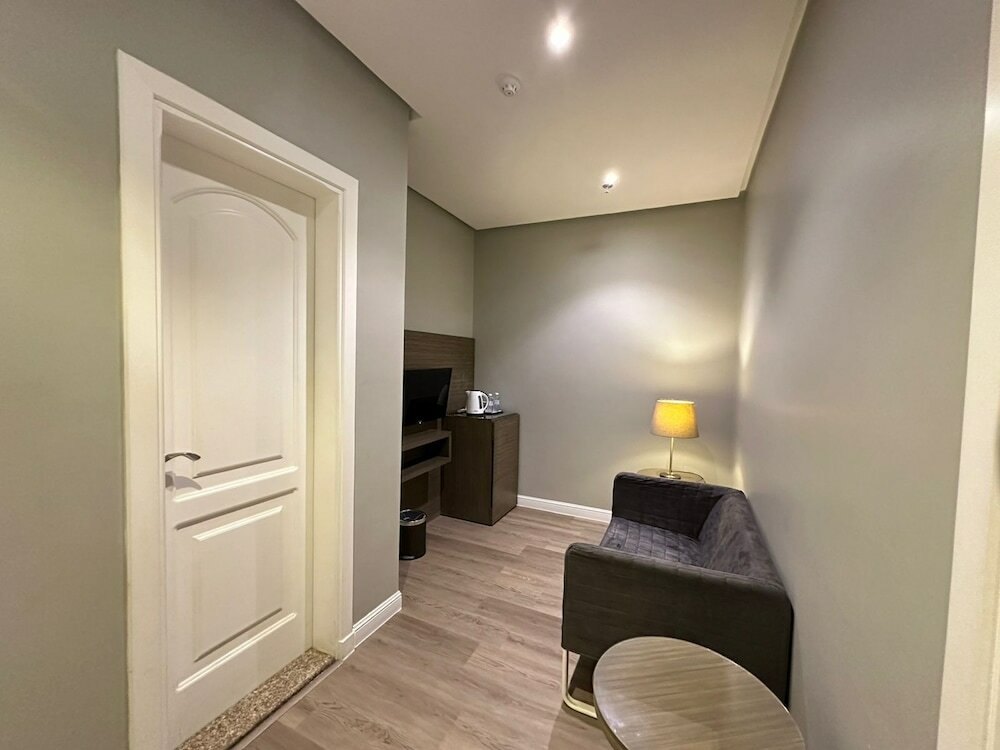 Фото Loren Suites Corniche