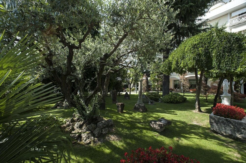 Фото Hotel Due Torri