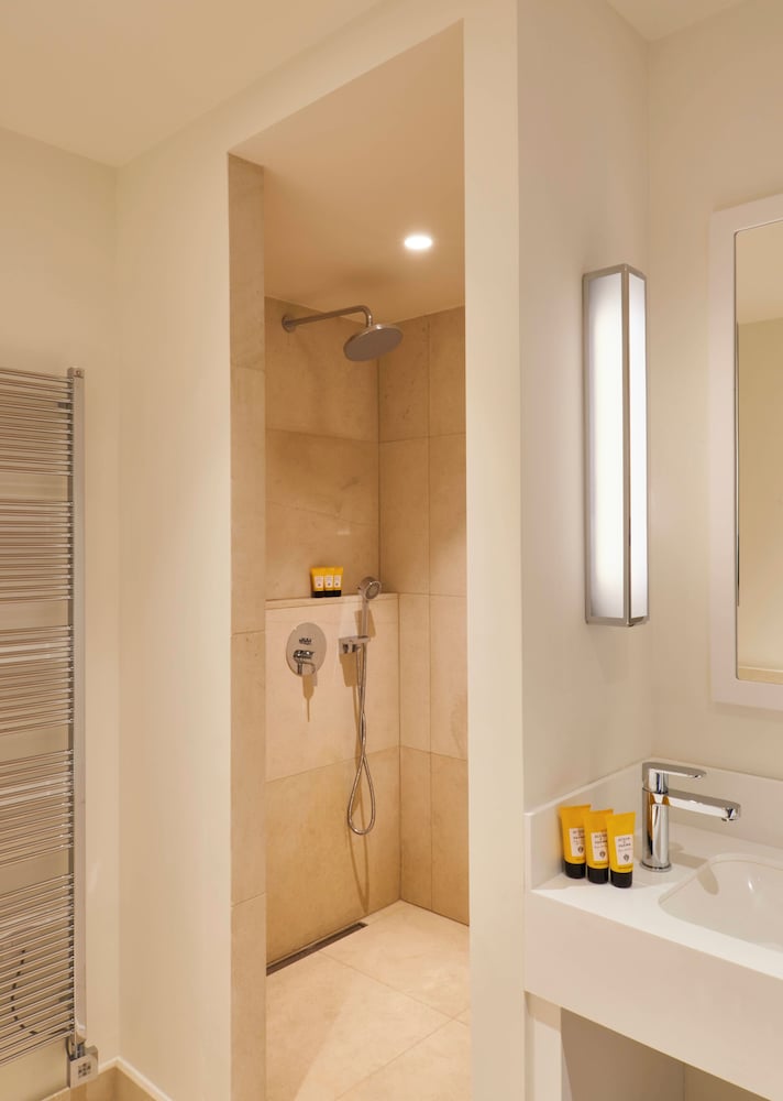 Фото Hôtel Les Roches Blanches