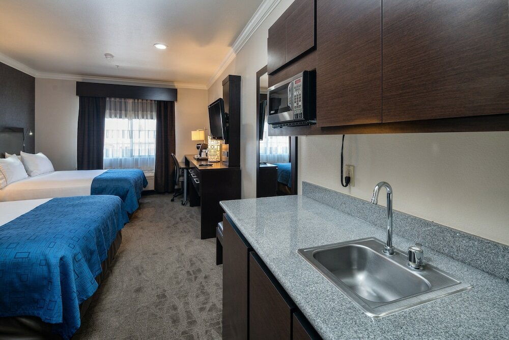 Фото Holiday Inn Express & Suites Santa Clara, an Ihg Hotel
