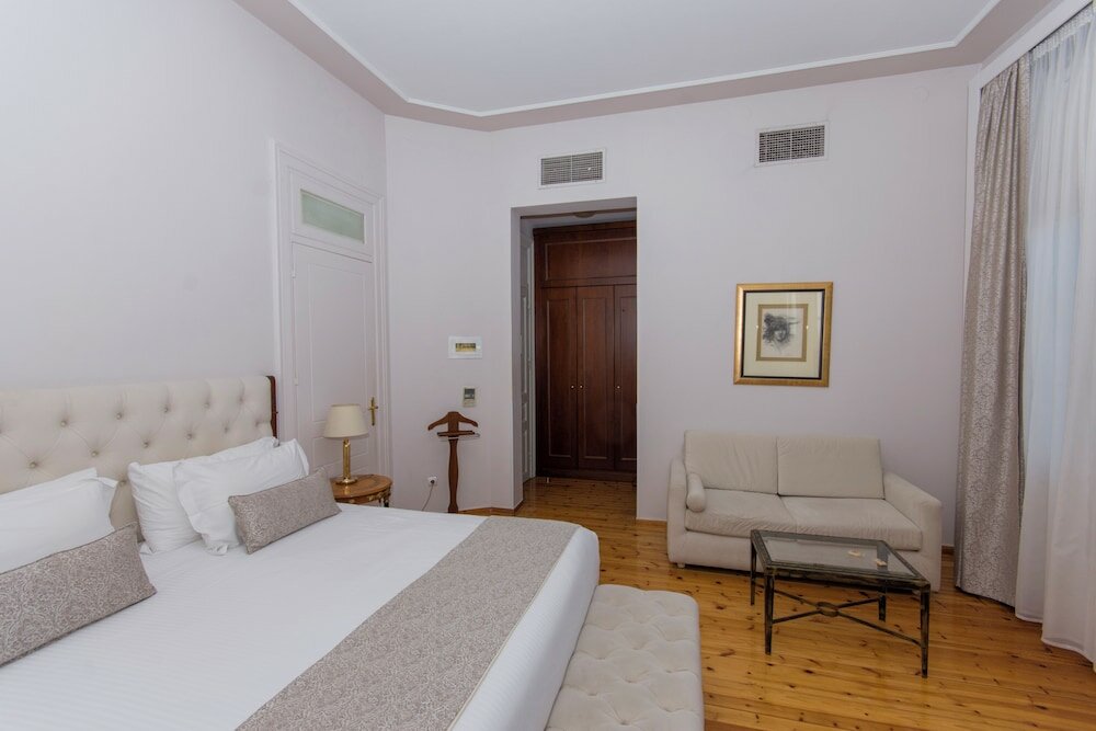 Фото The Capsis Bristol Boutique Hotel
