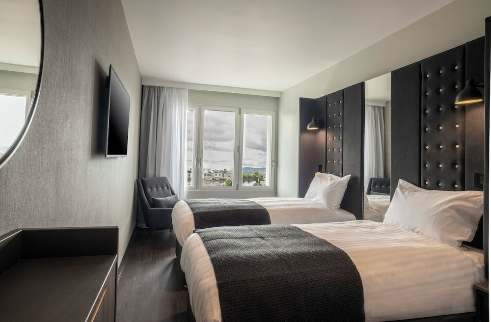 Фото Point A Hotel Edinburgh Haymarket