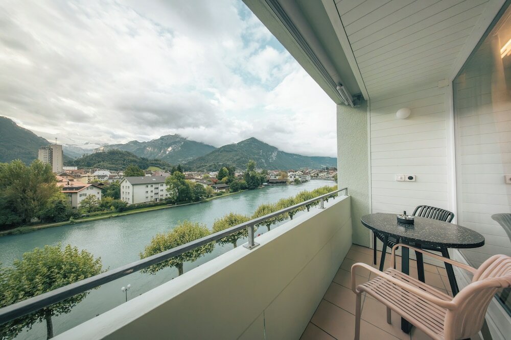 Фото Aparthotel Goldey Interlaken