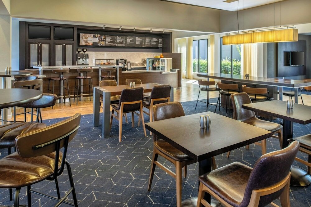Фото Courtyard by Marriott Vacaville