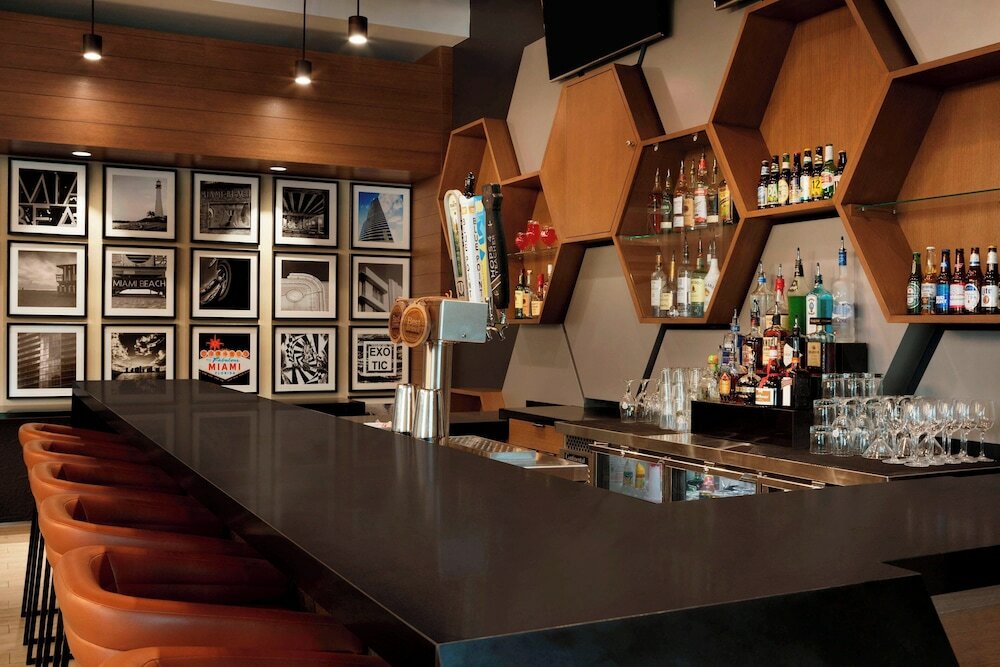 Фото Four Points by Sheraton Miami Airport