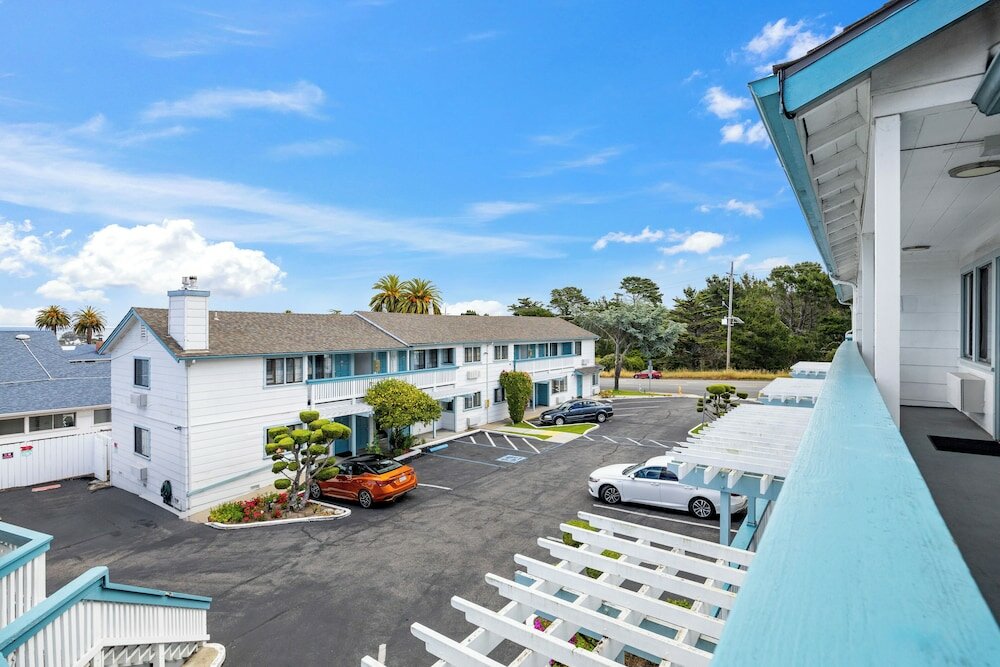 Фото Arbor Inn Monterey