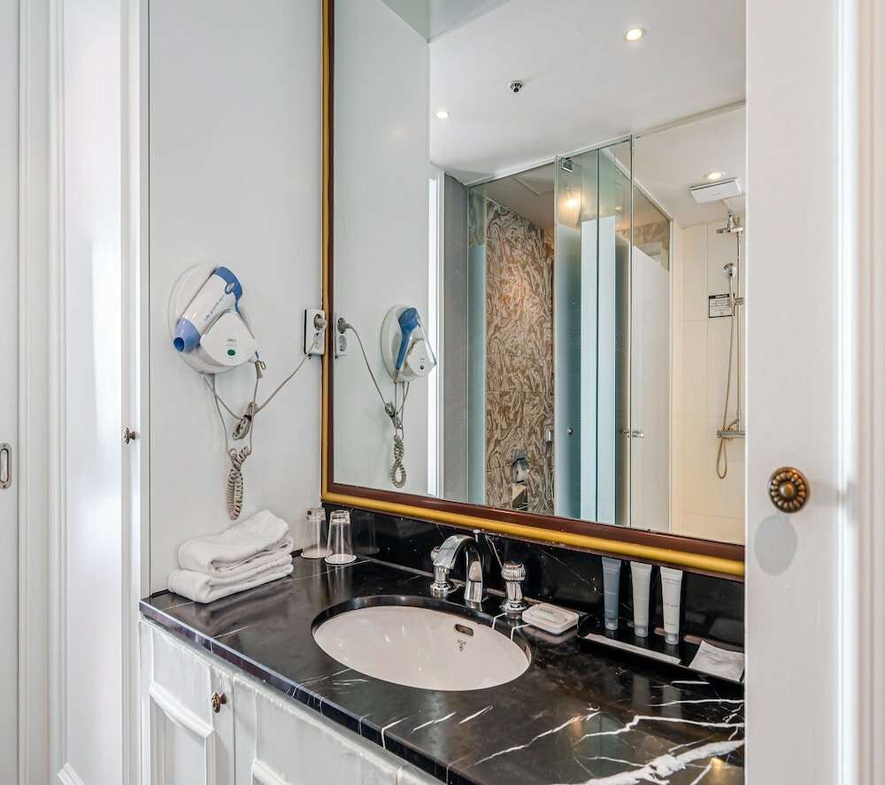 Фото Haeundae Seacloud Hotel Residence